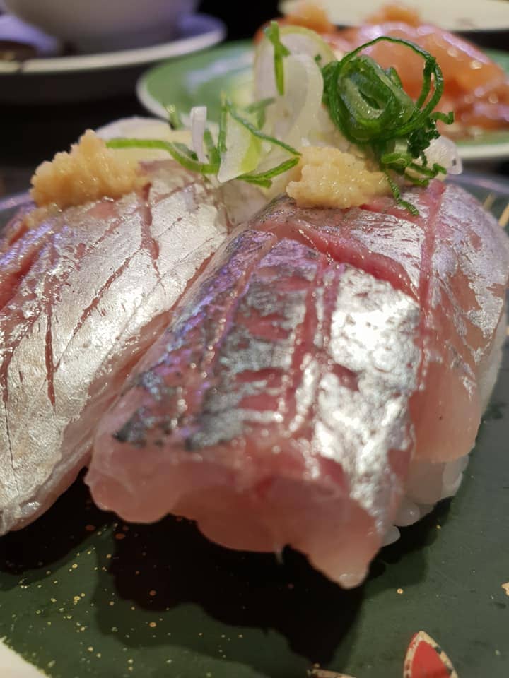 sushi in yokahama