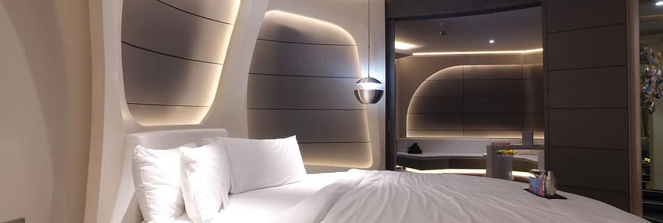 W Dubai Al Habtoor Suite Bed